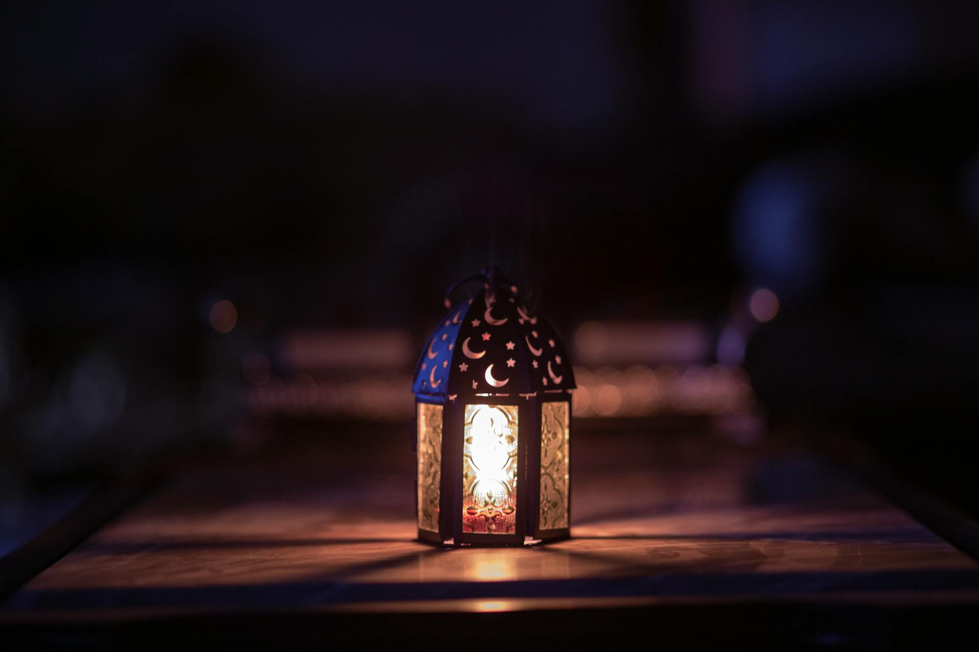 Der Ramadan in den VAE 2024: Ein umfassender Leitfaden für Expatriates und Geschäftsleute